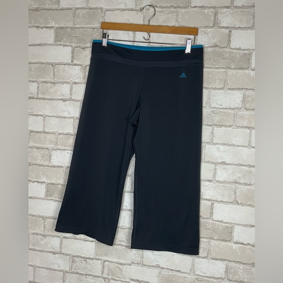 Adidas Gray & Blue Capri Leggings Size L - Picture 2 of 11